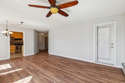 1213-1213 Sienna Park Green Sw, Calgary, AB - Indoor Photo Showing Other Room