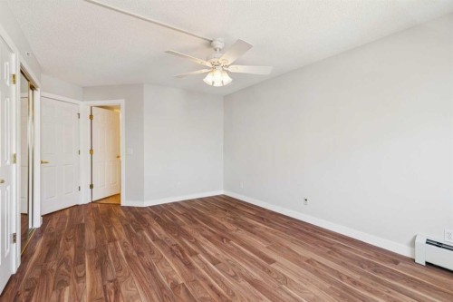 1213-1213 Sienna Park Green Sw, Calgary, AB - Indoor Photo Showing Other Room