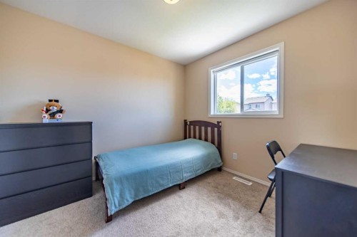 131 Everglen Rise Sw, Calgary, AB 