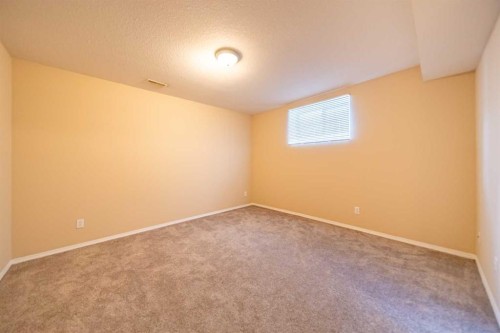 131 Everglen Rise Sw, Calgary, AB 