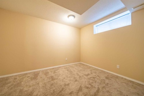 131 Everglen Rise Sw, Calgary, AB 