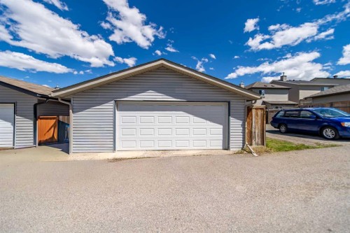 131 Everglen Rise Sw, Calgary, AB 