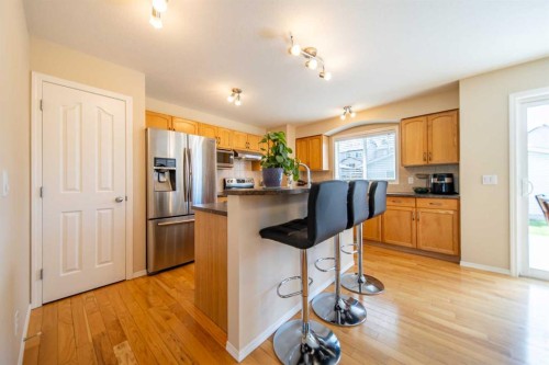 131 Everglen Rise Sw, Calgary, AB 