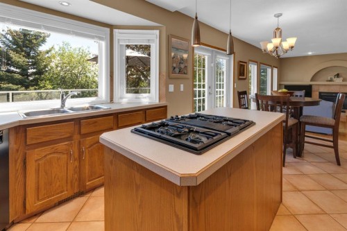 147 Hawkcliff Way Nw, Calgary, AB 