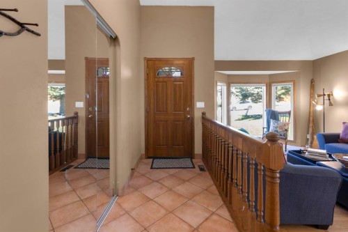 147 Hawkcliff Way Nw, Calgary, AB 