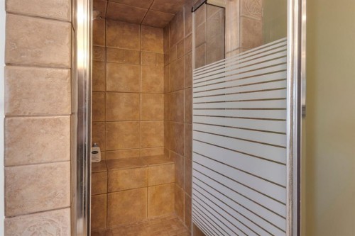 147 Hawkcliff Way Nw, Calgary, AB 
