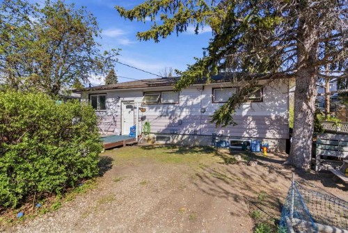 1211 Rosehill Drive Nw, Calgary, AB - Outdoor