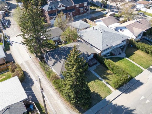 1211 Rosehill Drive Nw, Calgary, AB - Outdoor With View