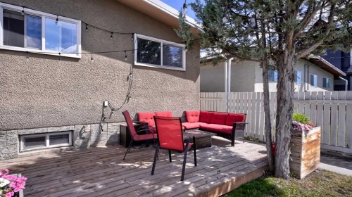 2037 50 Avenue Sw, Calgary, AB 