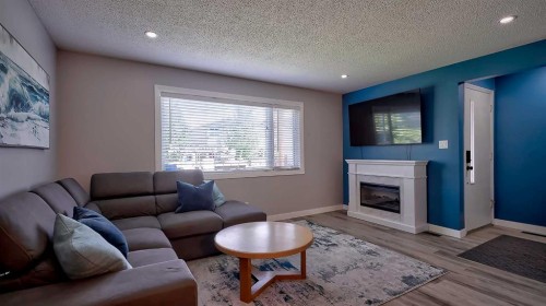 2037 50 Avenue Sw, Calgary, AB 