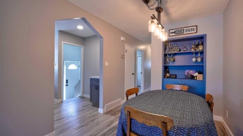 2037 50 Avenue Sw, Calgary, AB 
