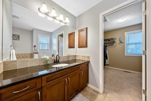 16 Brightoncrest Manor Se, Calgary, AB 