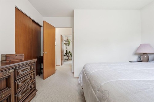 908 30 Avenue Nw, Calgary, AB 