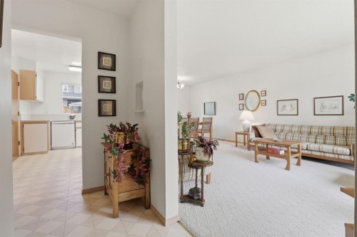 908 30 Avenue Nw, Calgary, AB 