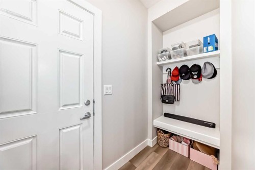 8 Yorkville Link Sw, Calgary, AB 
