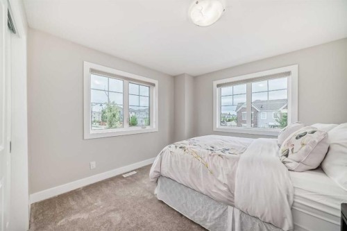 8 Yorkville Link Sw, Calgary, AB 