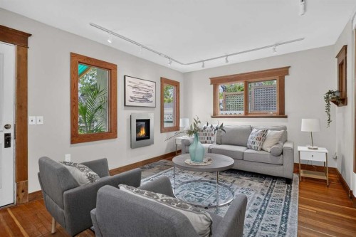 728 4A Street Nw, Calgary, AB 