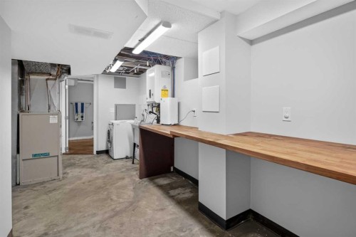 728 4A Street Nw, Calgary, AB 