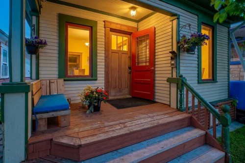 728 4A Street Nw, Calgary, AB 