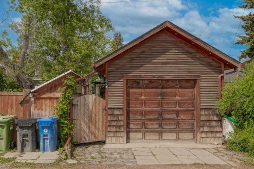 728 4A Street Nw, Calgary, AB 