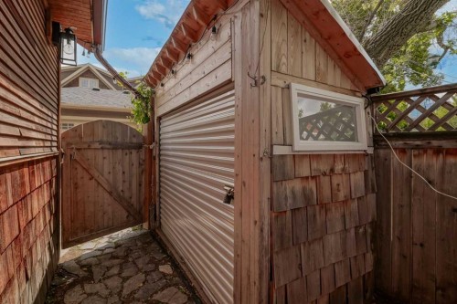 728 4A Street Nw, Calgary, AB 