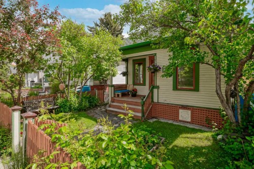 728 4A Street Nw, Calgary, AB 