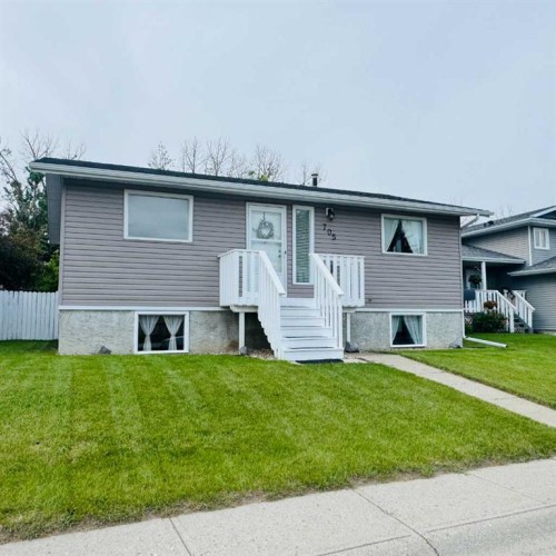 705 10 Avenue SE High River, AB T1V 1K3