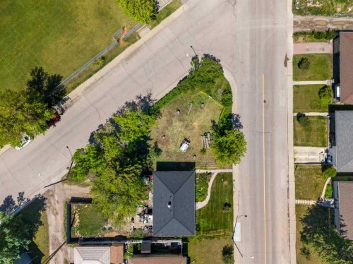 2747 Morley Trail Nw, Calgary, AB 