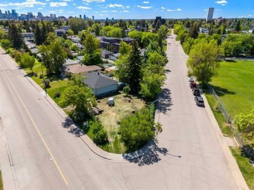 2747 Morley Trail Nw, Calgary, AB 