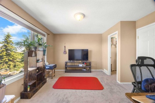 141 Citadel Bluff Close Nw, Calgary, AB 