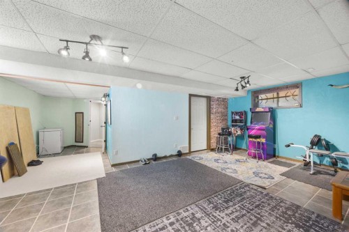 141 Citadel Bluff Close Nw, Calgary, AB 