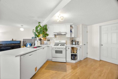 141 Citadel Bluff Close Nw, Calgary, AB 
