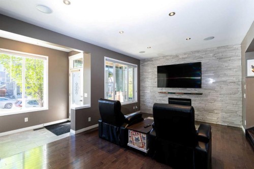 213 Tuscany Valley Green Nw, Calgary, AB 
