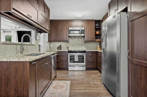 96 Sunhurst Road Se, Calgary, AB 