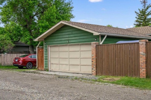 96 Sunhurst Road Se, Calgary, AB 