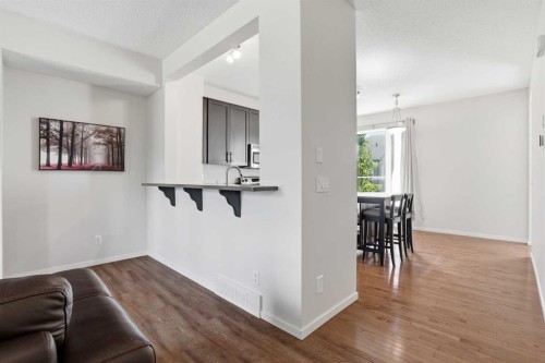 184 Chapalina Square Se, Calgary, AB 