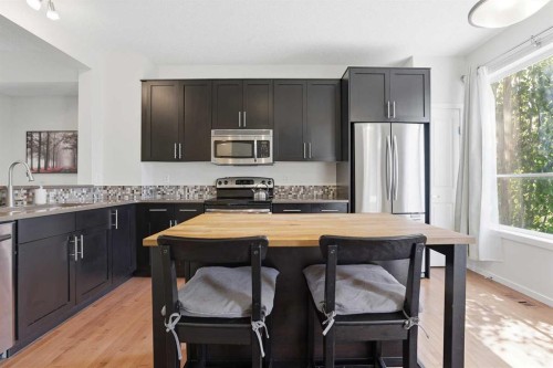 184 Chapalina Square Se, Calgary, AB 
