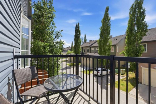 184 Chapalina Square Se, Calgary, AB 
