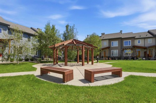 184 Chapalina Square Se, Calgary, AB 