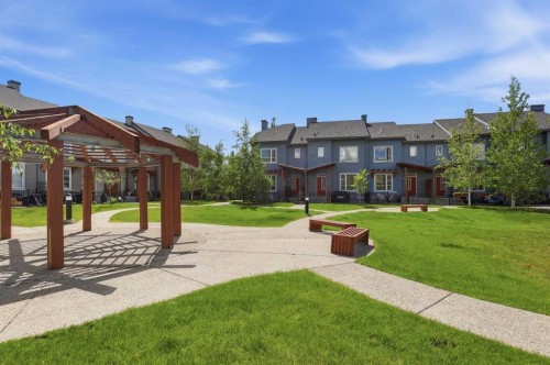 184 Chapalina Square Se, Calgary, AB 