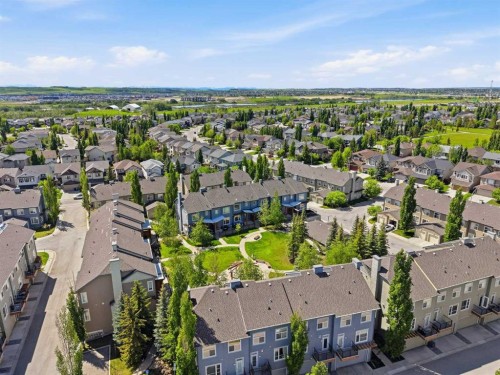 184 Chapalina Square Se, Calgary, AB 