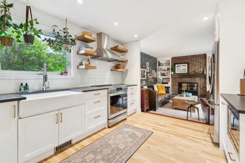 312 Shawcliffe Circle Sw, Calgary, AB 