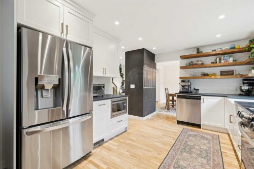 312 Shawcliffe Circle Sw, Calgary, AB 