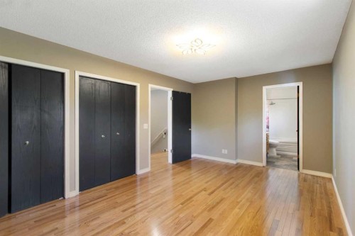 40 Mt Assiniboine Circle Se, Calgary, AB - Indoor Photo Showing Other Room