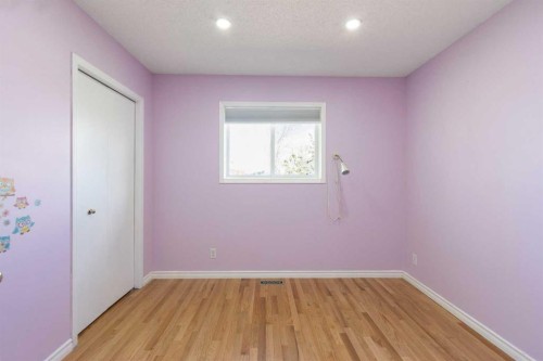 40 Mt Assiniboine Circle Se, Calgary, AB - Indoor Photo Showing Other Room