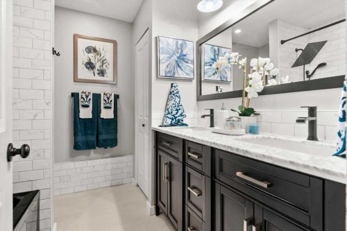 784 Acadia Drive Se, Calgary, AB 