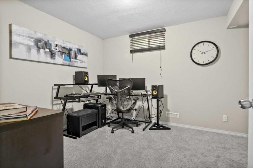 784 Acadia Drive Se, Calgary, AB 