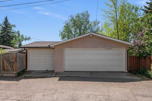 784 Acadia Drive Se, Calgary, AB 