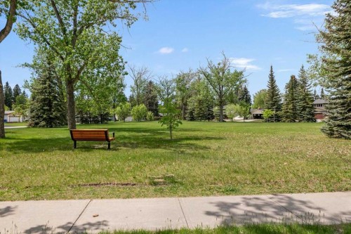 784 Acadia Drive Se, Calgary, AB 