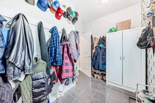 136 Stonemere Close, Chestermere, AB 